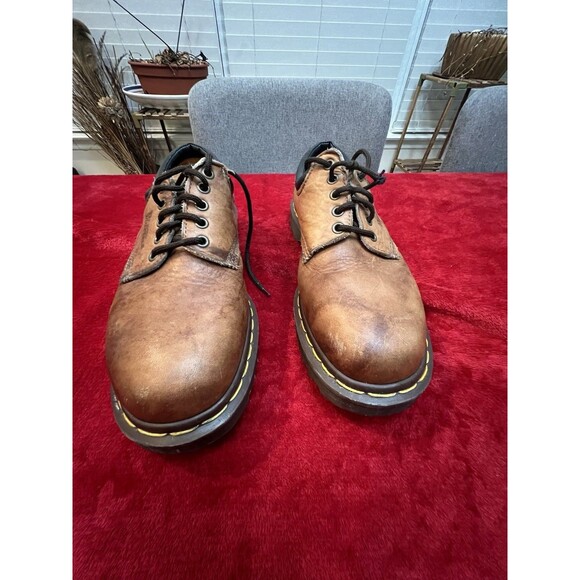 Dr. Martens 8053 9 Crazy Horse Leather Casual Shoes dark brown main image 7